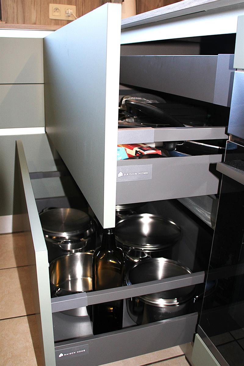 Cuisine moderne bois et vert à Hannut | Raison Home - 7