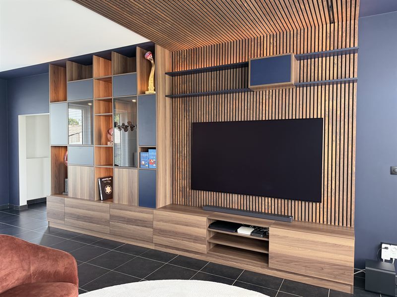 Meuble TV, vaisselier et bureau bois et bleu | Raison Home - 1