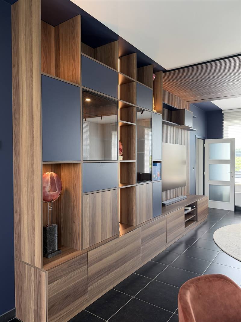 Meuble TV, vaisselier et bureau bois et bleu | Raison Home - 4