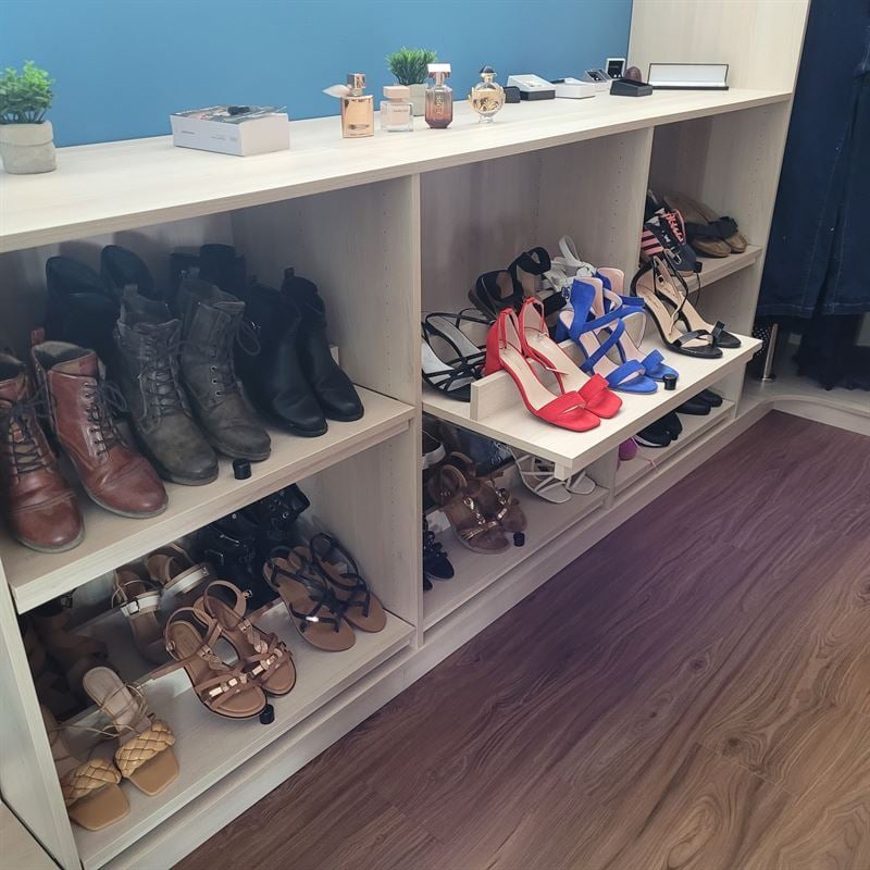 Pièce dressing avec un maximum de rangements à Pontchateau | Raison Home - 4