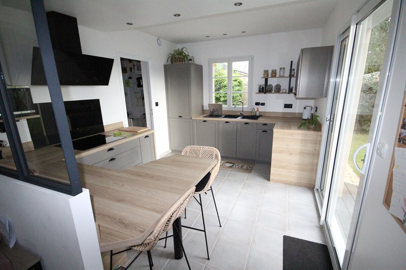 Cuisine de style nature gris à Donges | Raison Home - 1