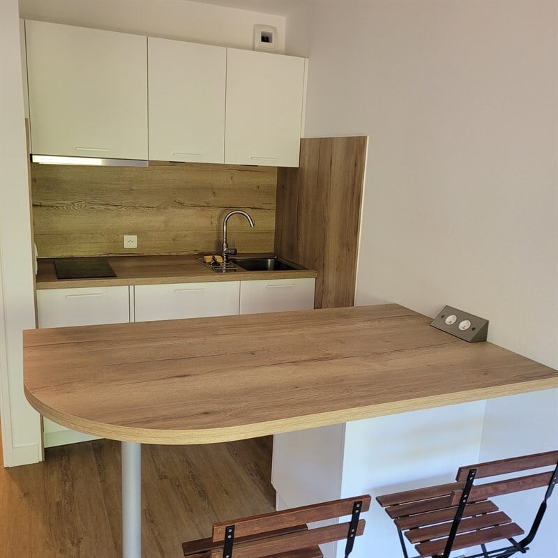 Petite cuisine moderne à La Baule Escoublac | Raison Home - 1