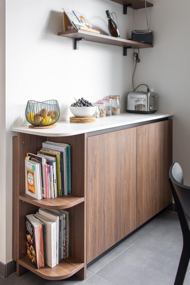Cuisine fermée de style moderne bois à Villeurbanne | Raison Home - 6