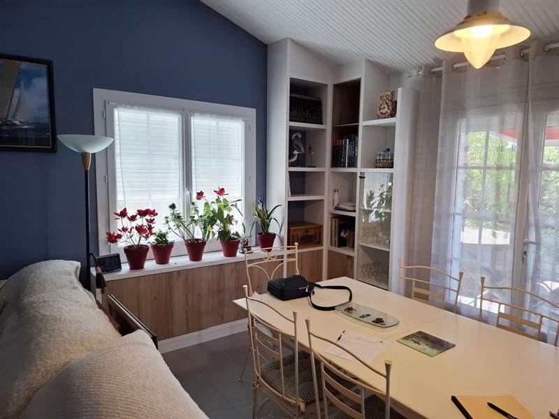 Rangements d'entrée sur-mesure bois et blanc à Chateau-d'Olonne | Raison Home - 3