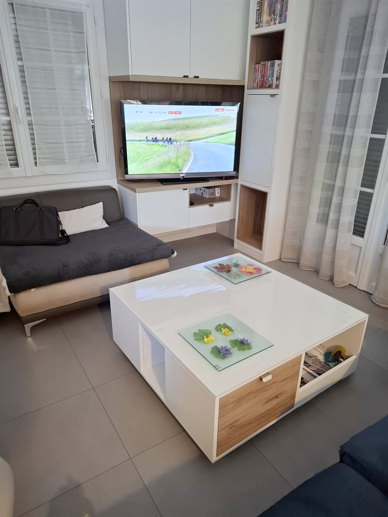 Rangements d'entrée sur-mesure bois et blanc à Chateau-d'Olonne | Raison Home - 4