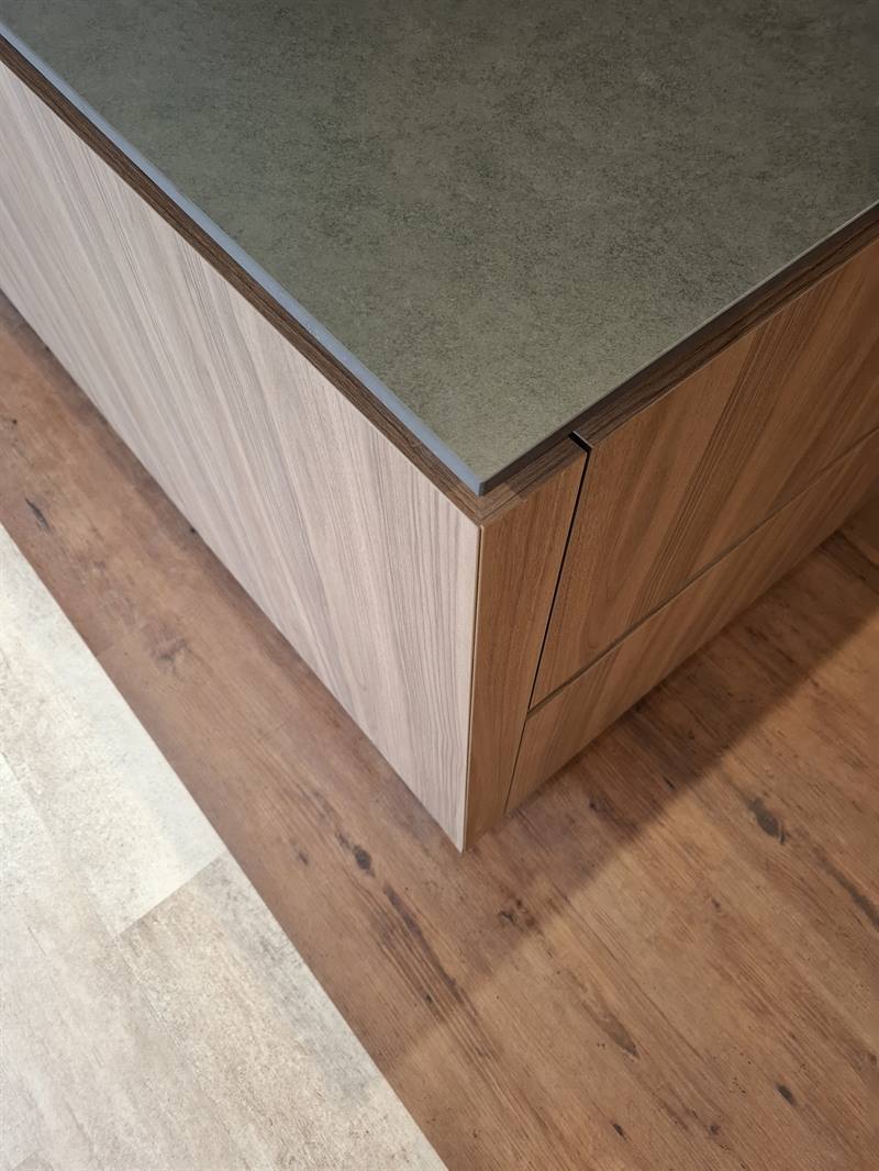 Cuisine ouverte et rangements à Jard-sur-Mer | Raison Home - 3