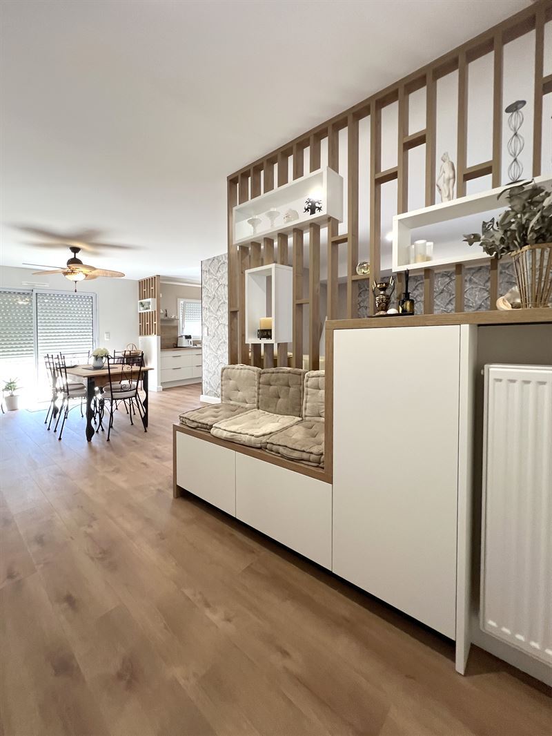 Rangements d'entrée et claustras bois et blanc à Bressuire | Raison Home - 4