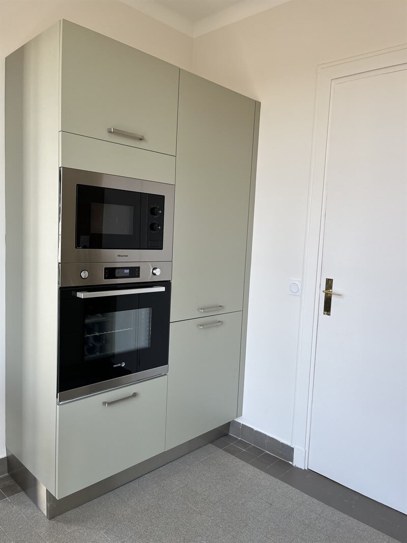 Cuisine fermée bois et vert au Havre | Raison Home - 2