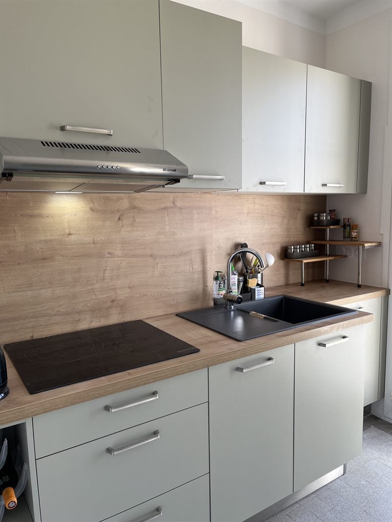 Cuisine fermée bois et vert au Havre | Raison Home - 3