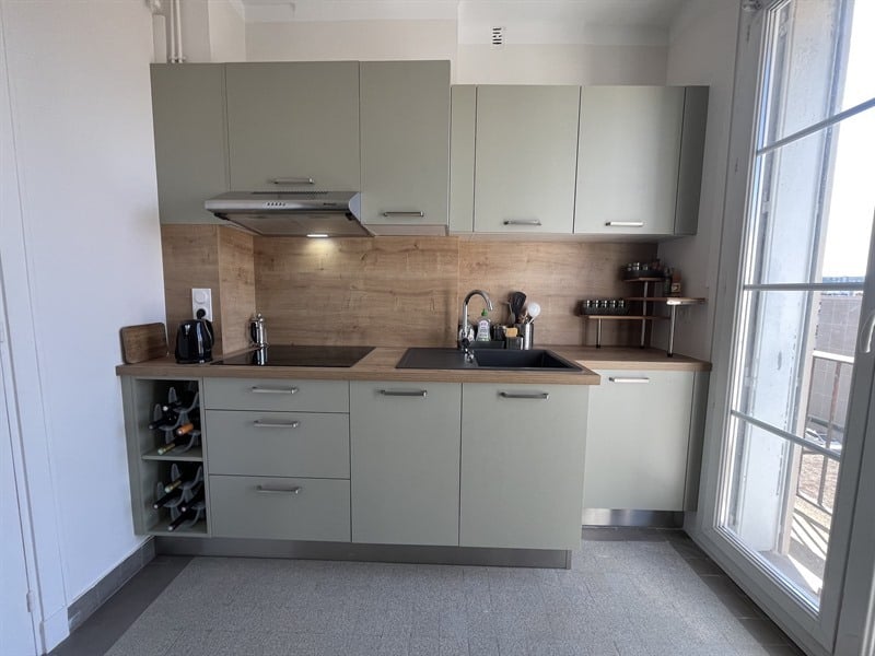 Cuisine fermée bois et vert au Havre | Raison Home - 6