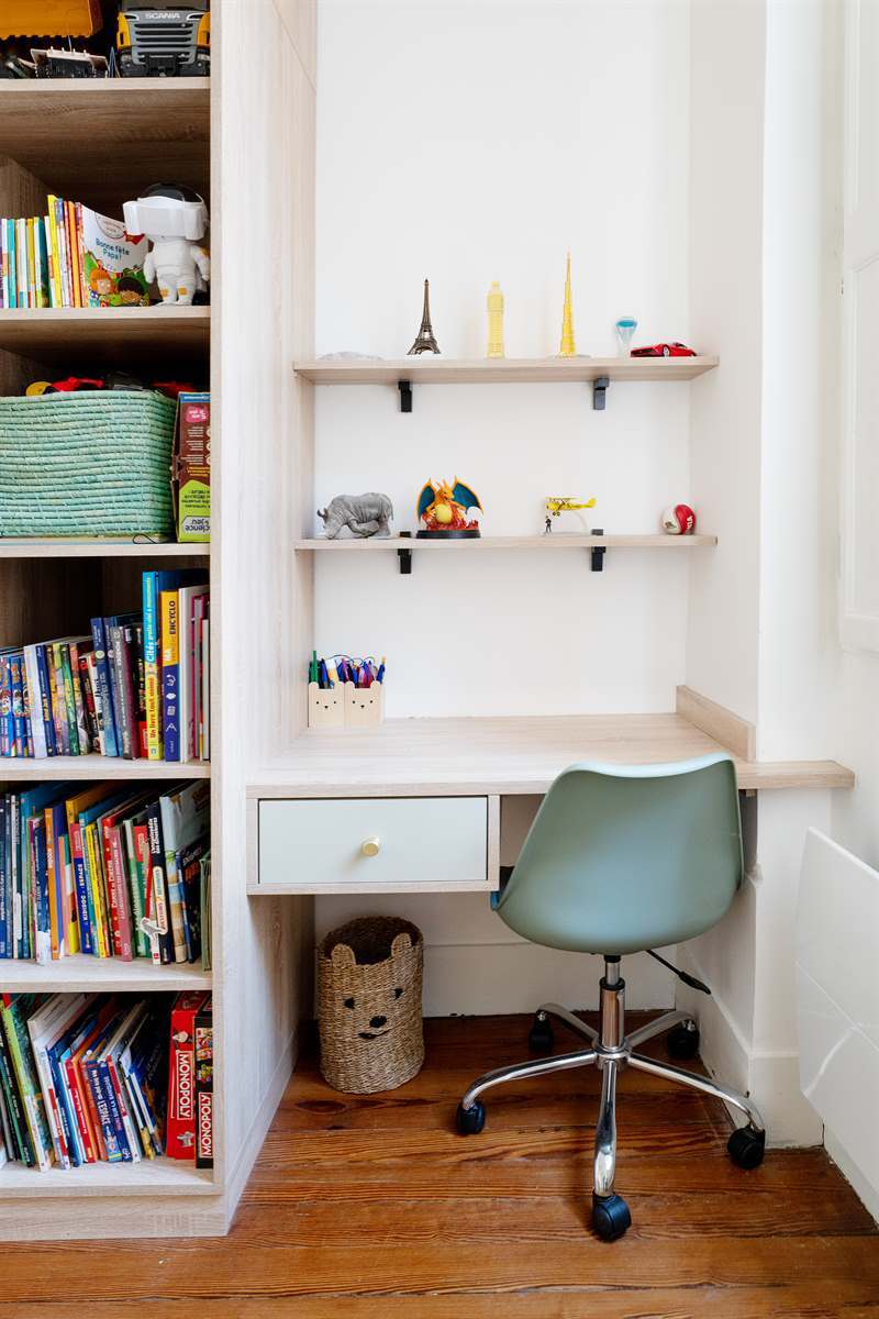 Rangements et bureau bois et vert à Toulouse | Raison Home - 2