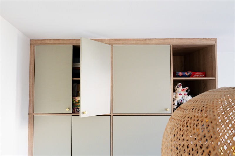 Rangements et bureau bois et vert à Toulouse | Raison Home - 6