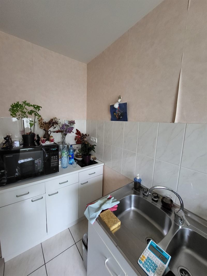 Cuisine fermée de style contemporain gris à Nantes | Raison Home - 7