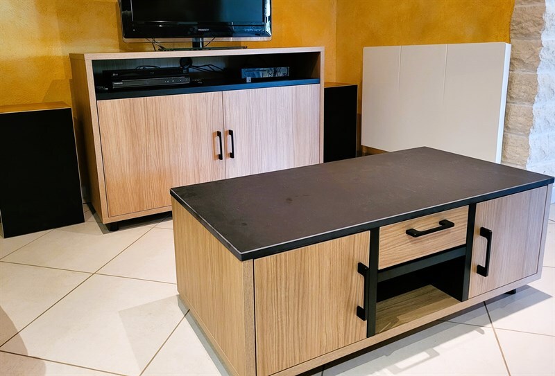 Meuble TV et table basse bois et noir à Saint-Sébastien-sur-Loire | Raison Home - 1