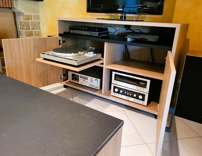 Meuble TV et table basse bois et noir à Saint-Sébastien-sur-Loire | Raison Home - 3