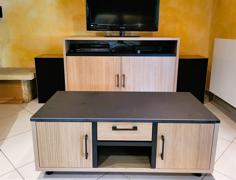 Meuble TV et table basse bois et noir à Saint-Sébastien-sur-Loire | Raison Home - 5