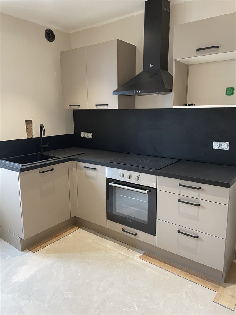 Cuisine ouverte de style contemporain à Angers | Raison Home - 1