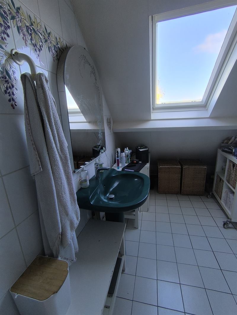 Salle de bains moderne à Carvin | Raison Home - 4