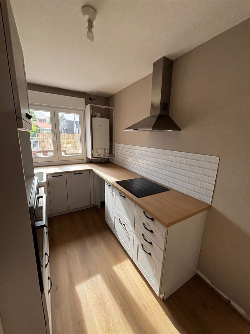 Cuisine contemporaine beige à Marcq-en-Barœul | Raison Home - 3