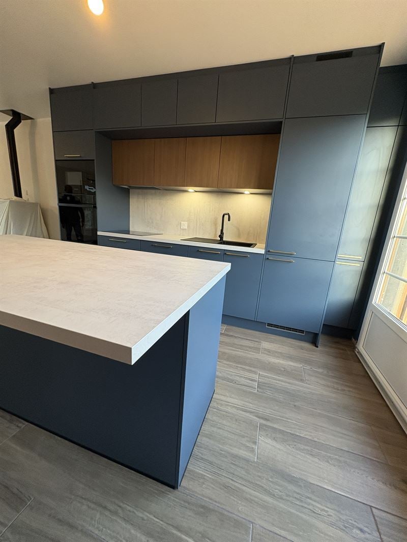 Cuisine à cadre bleue à Bermesnil | Raison Home - 2